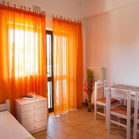 Nikolas Suites Kato Daratso Quarto foto