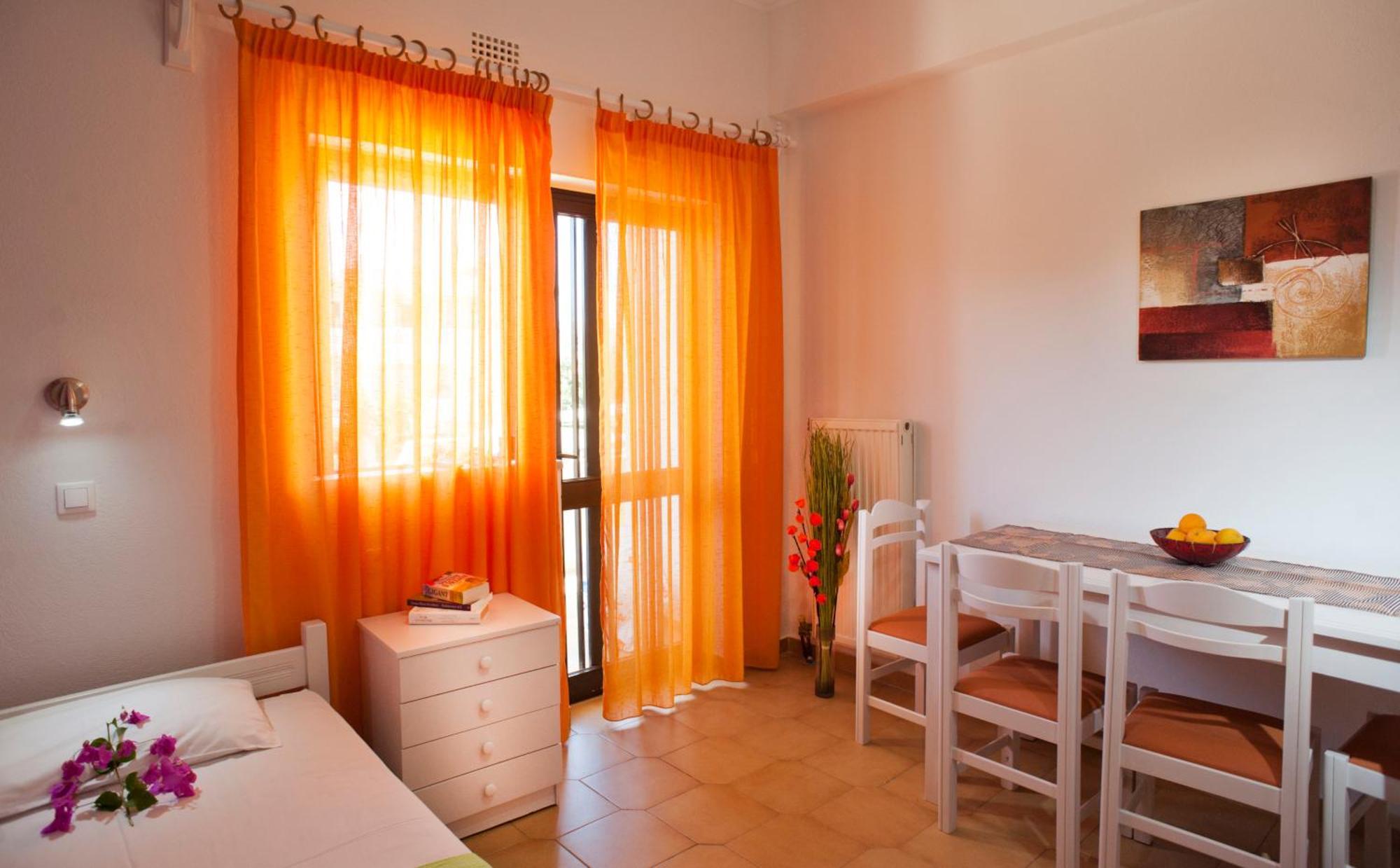 Nikolas Suites Kato Daratso Quarto foto